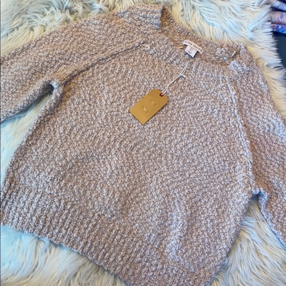Light pink long sleeve knitted sweater
